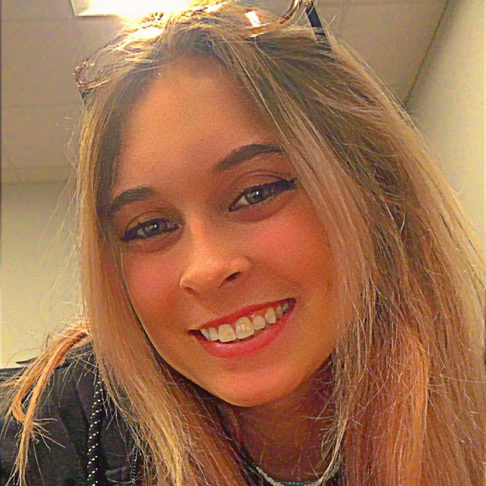 Meet your Posher, Abby